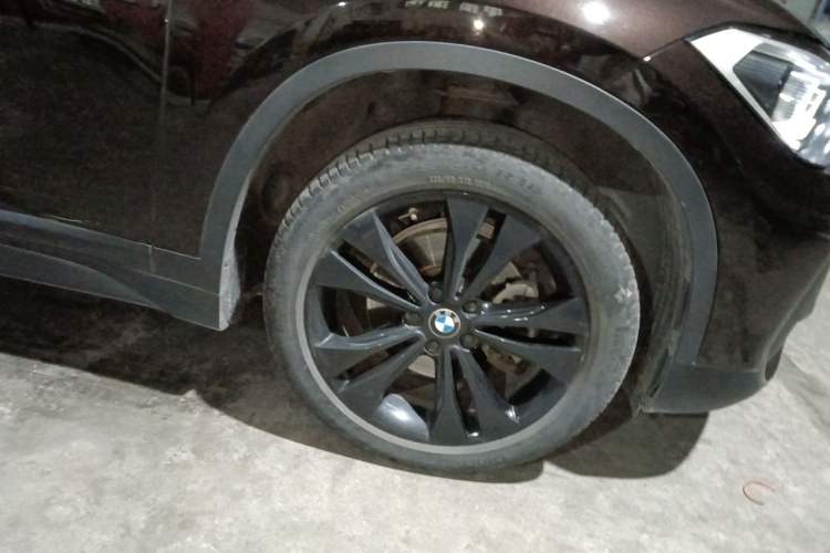 Used BMW X1 2021 Restyled sDrive20Li Fashion Version Right Front Wheel Hub