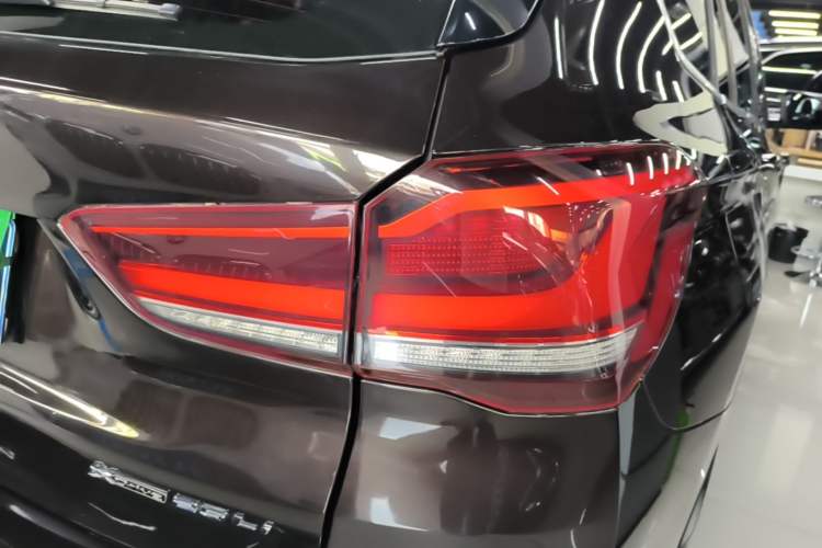 Used BMW X1 2021 xDrive25Li Luxury Model Right Rear Taillight