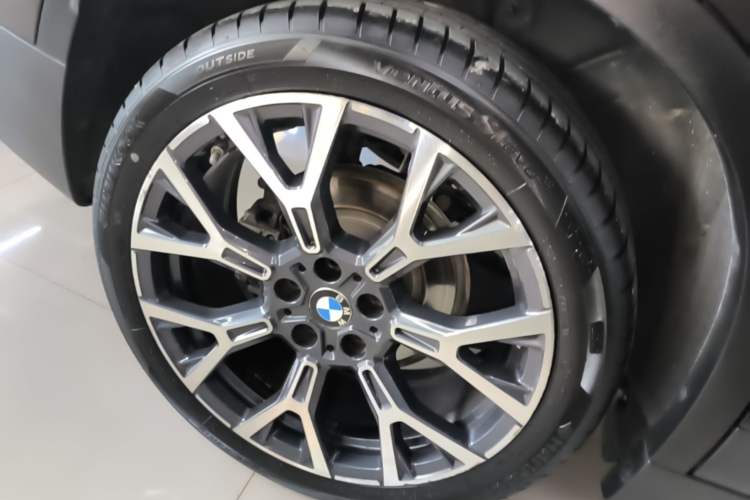 Used BMW X1 2021 xDrive25Li Luxury Model Right Rear Wheel Hub