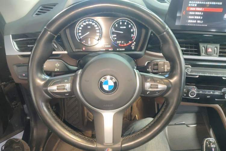 Used BMW X1 2021 sDrive25Li Leading Model Steering Wheel