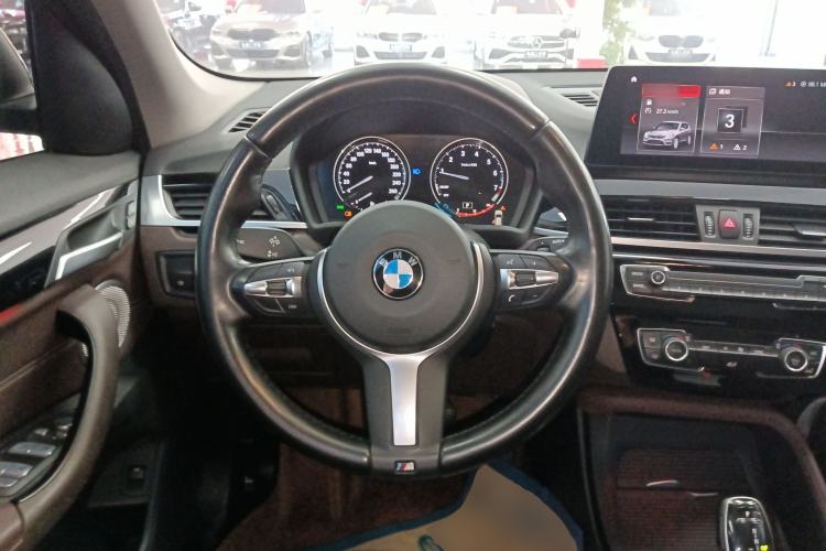 Used BMW X1 2021 sDrive25Li Leading Model Steering Wheel