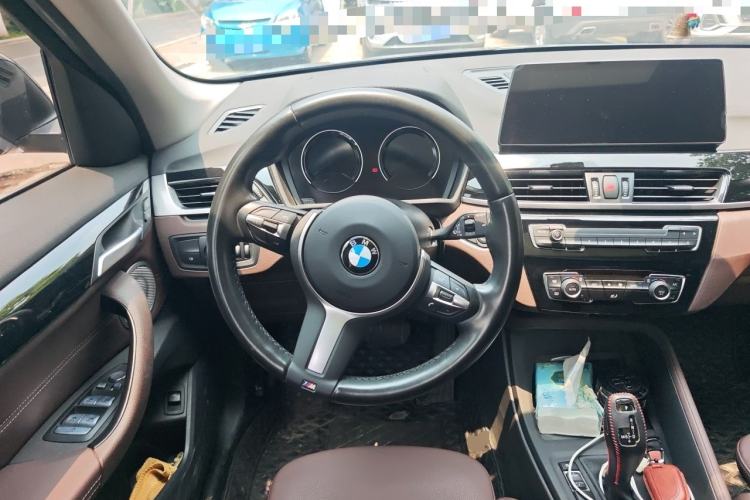 Used BMW X1 2021 sDrive25Li Leading Model Steering Wheel