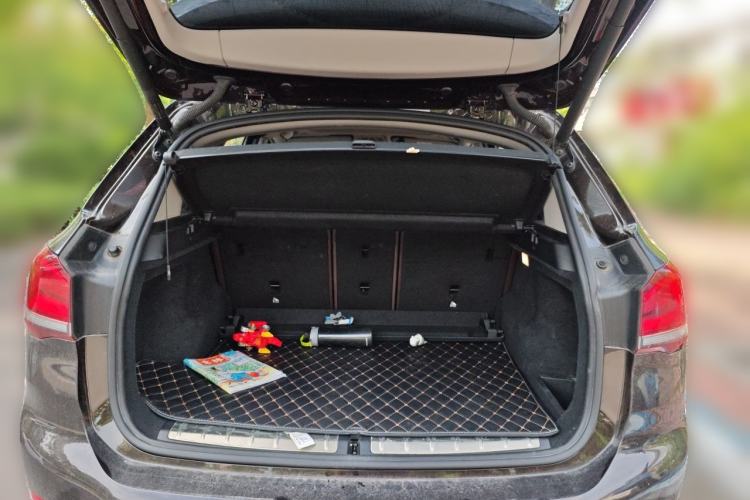 Used BMW X1 2021 sDrive25Li Leading Model Trunk