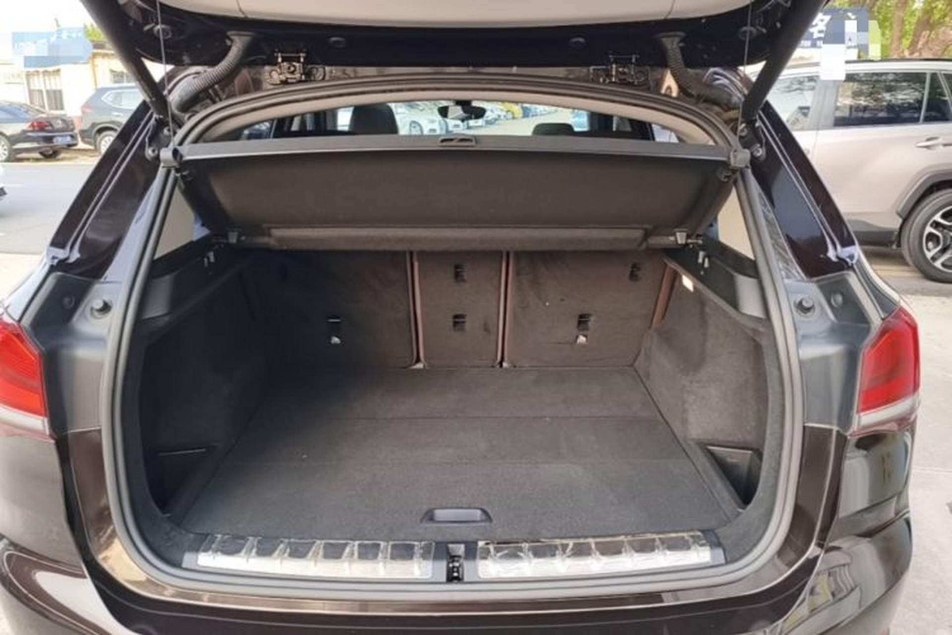 Used BMW X1 2021 Revised xDrive25Li Premium Edition Trunk