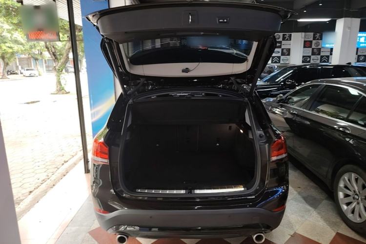Used BMW X1 2021 Restyled sDrive25Li Leading Edition Trunk