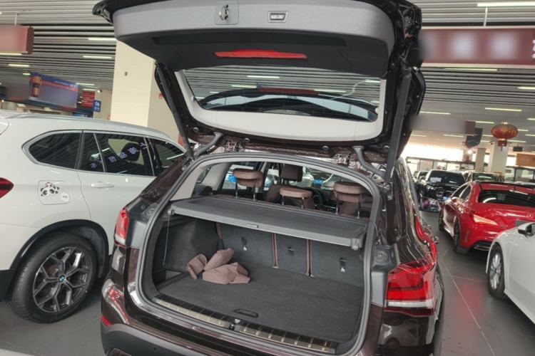 Used BMW X1 2021 sDrive25Li Leading Model Trunk