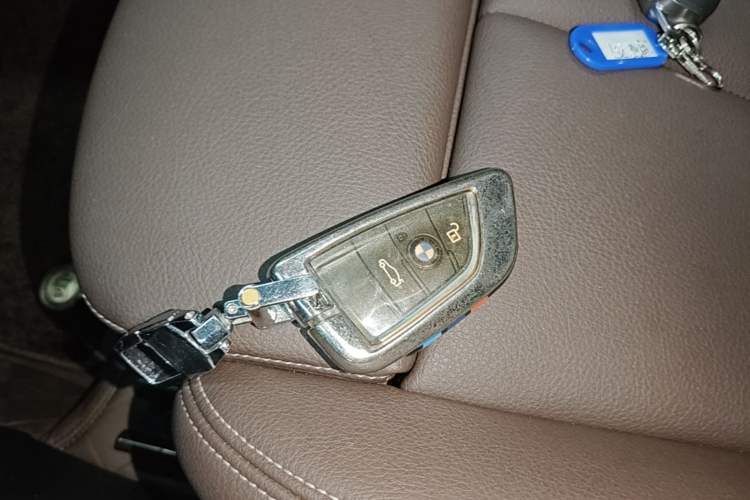 Used BMW X1 2021 sDrive20Li Premium Edition Vehicle Key