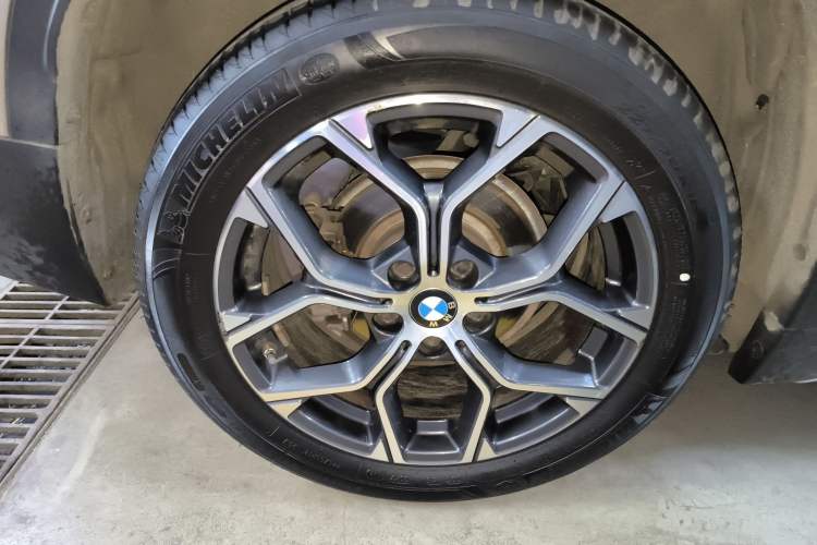 Used BMW X1 2021 sDrive20Li Premium Edition Right Rear Wheel Hub
