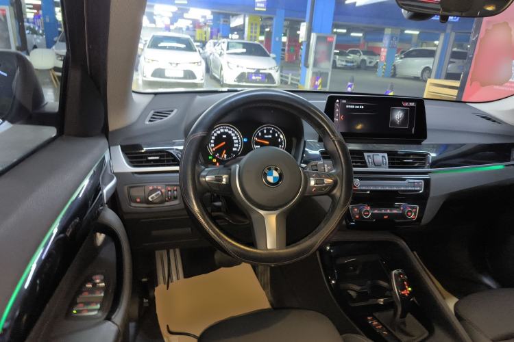 Used BMW X1 2021 sDrive20Li Premium Edition Steering Wheel