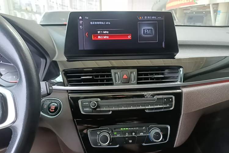 Used BMW X1 2021 Restyled sDrive20Li Fashion Version Audio And AC Panel