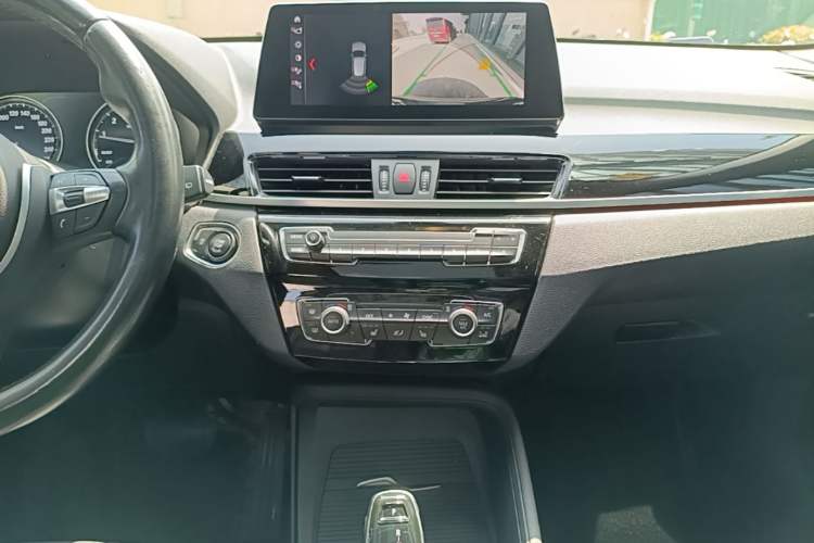Used BMW X1 2021 sDrive25Li Leading Model Audio And AC Panel