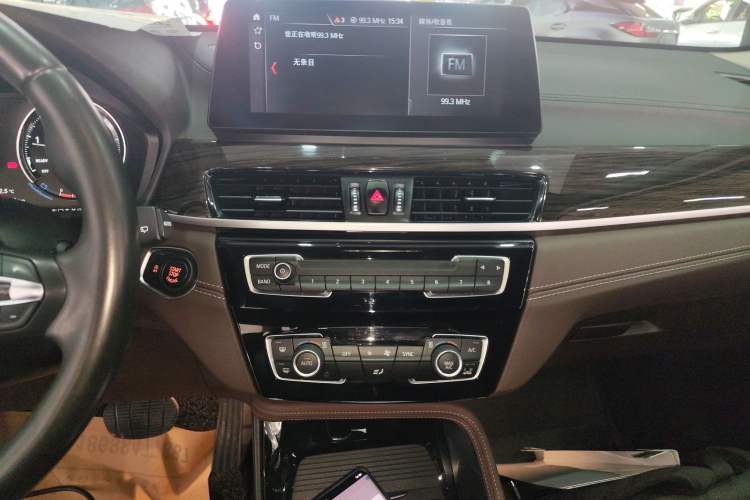 Used BMW X1 2021 Revised xDrive25Li Premium Edition Audio And AC Panel