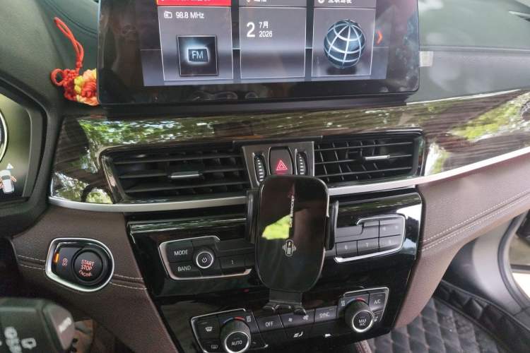 Used BMW X1 2021 xDrive25Li Luxury Model Audio And AC Panel