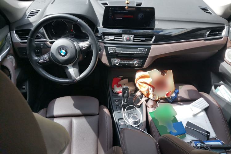Used BMW X1 2021 sDrive25Li Leading Model Center Console