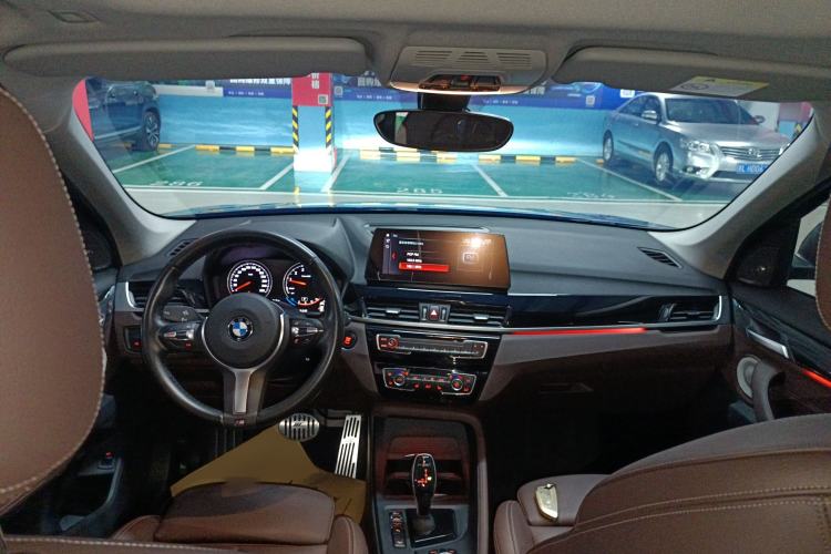 Used BMW X1 2021 sDrive25Li Leading Model Center Console