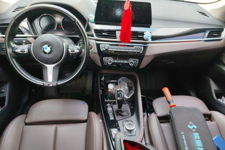 Used BMW X1 2021 sDrive20Li Premium Edition Center Console