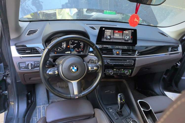Used BMW X1 2021 Restyled sDrive25Li Leading Edition Center Console