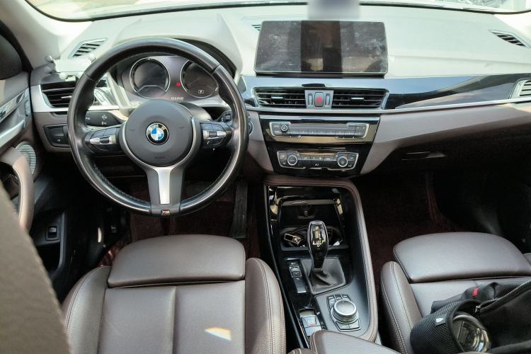 Used BMW X1 2021 sDrive20Li Premium Edition Center Console