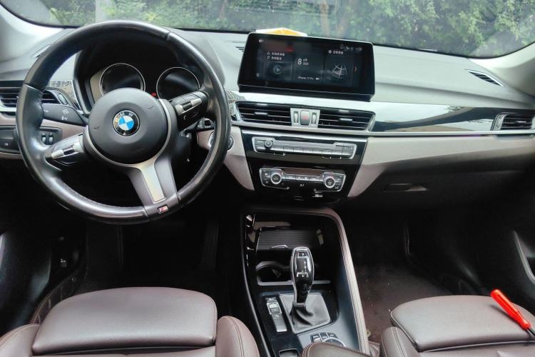 Used BMW X1 2021 Restyled sDrive20Li Premium Edition Center Console