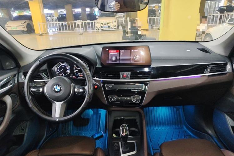Used BMW X1 2021 sDrive25Li Leading Model Center Console
