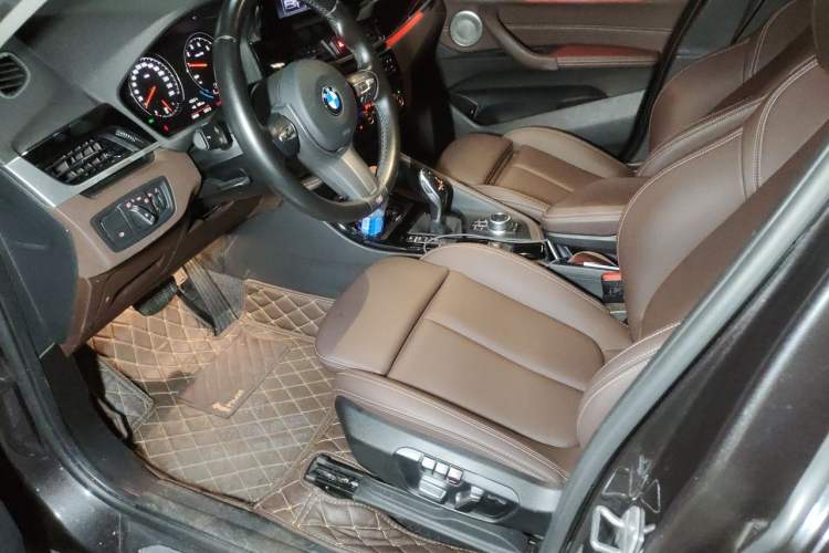 Used BMW X1 2021 sDrive20Li Premium Edition Driver Seat