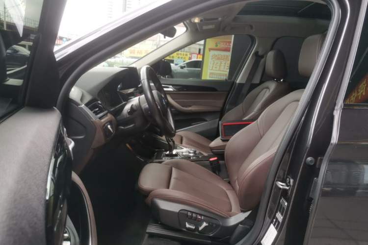 Used BMW X1 2021 Restyled sDrive25Li Leading Edition Driver Seat
