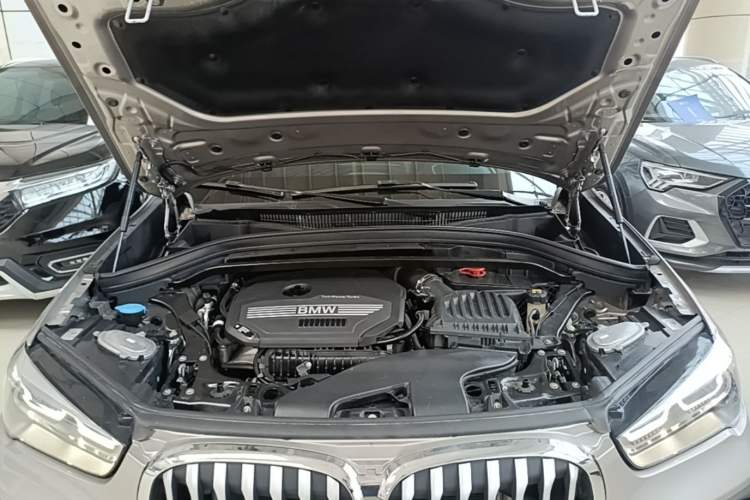 Used BMW X1 2021 Restyled sDrive20Li Fashion Version Engine Bay