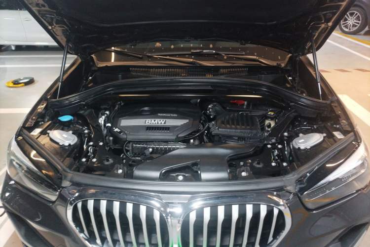Used BMW X1 2021 sDrive20Li Premium Edition Engine Bay