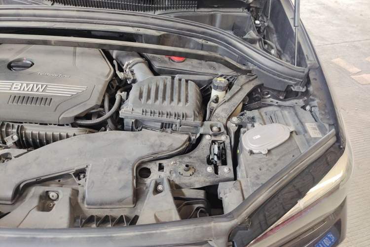 Used BMW X1 2021 sDrive20Li Fashion Model Engine Bay Left