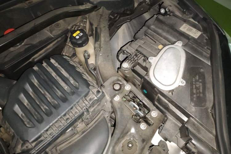 Used BMW X1 2021 sDrive25Li Leading Model Engine Bay Left
