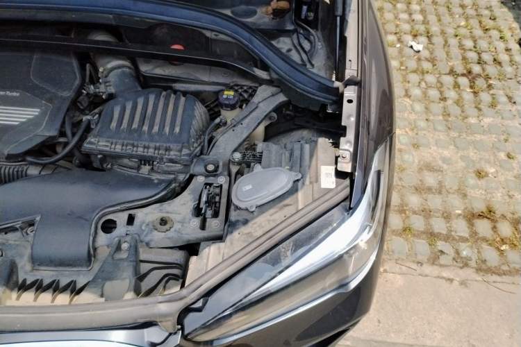 Used BMW X1 2021 sDrive25Li Leading Model Engine Bay Left