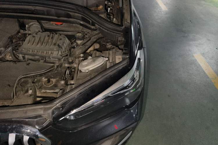 Used BMW X1 2021 Restyled sDrive20Li Premium Edition Engine Bay Left