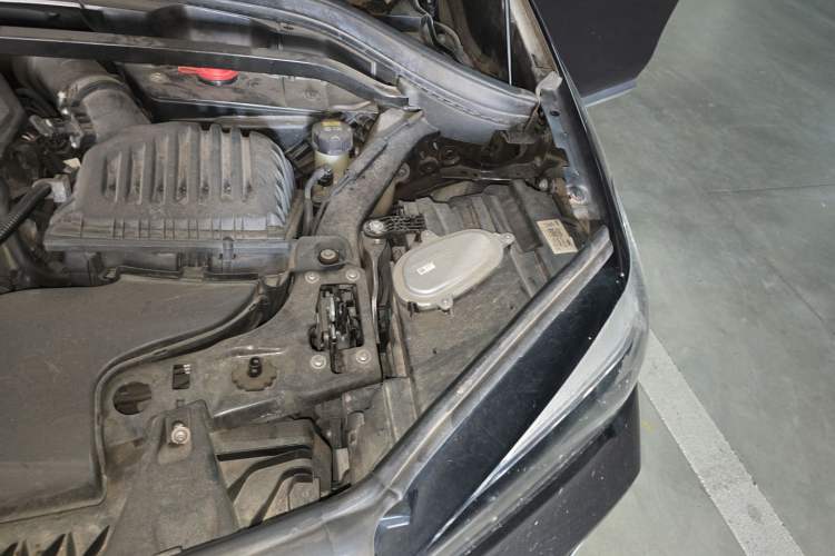 Used BMW X1 2021 Restyled sDrive20Li Premium Edition Engine Bay Left