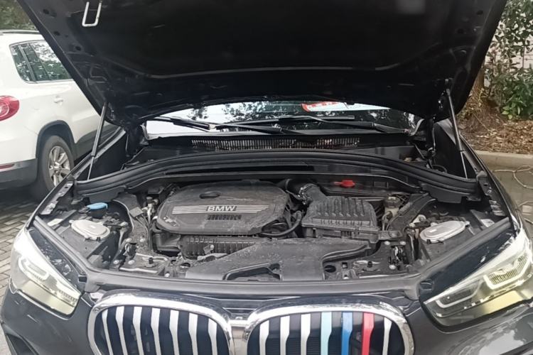 Used BMW X1 2021 sDrive20Li Fashion Model Engine Bay