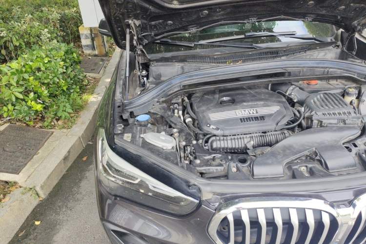 Used BMW X1 2021 sDrive25Li Leading Model Engine Bay Right
