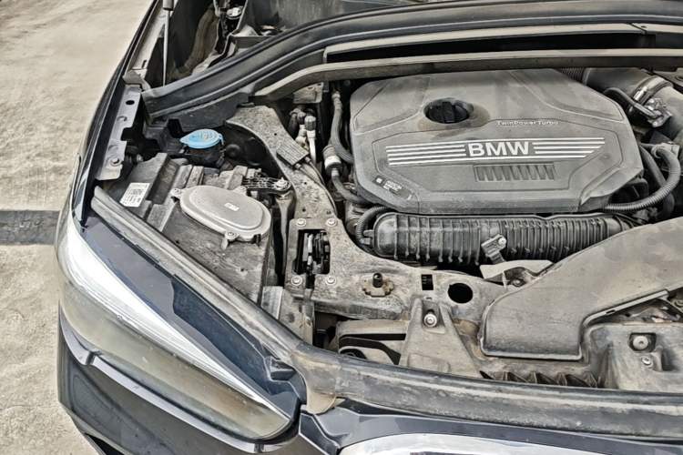 Used BMW X1 2021 sDrive25Li Leading Model Engine Bay Right