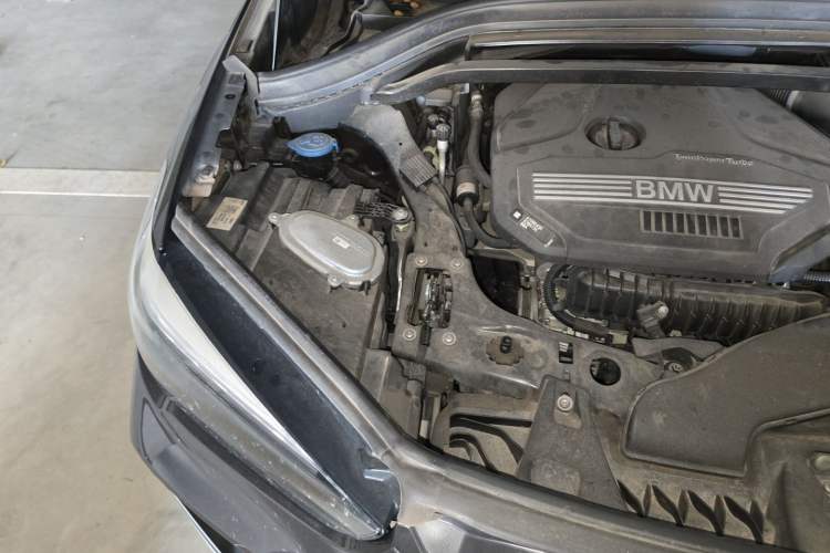Used BMW X1 2021 Restyled sDrive20Li Premium Edition Engine Bay Right