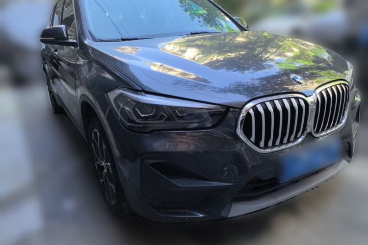 Used BMW X1 2021 Restyled sDrive25Li Leading Edition Front Right 45 Deg