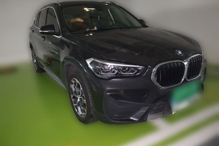 Used BMW X1 2021 sDrive25Li Leading Model Front Right 45 Deg