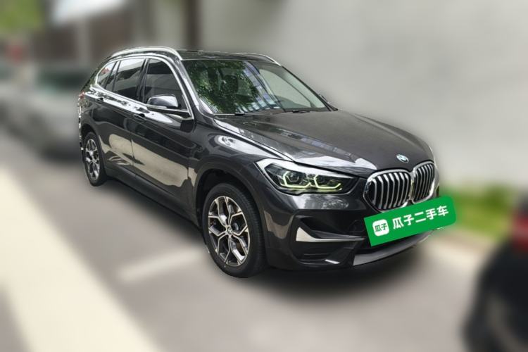Used BMW X1 2021 sDrive25Li Leading Model Front Right 45 Deg