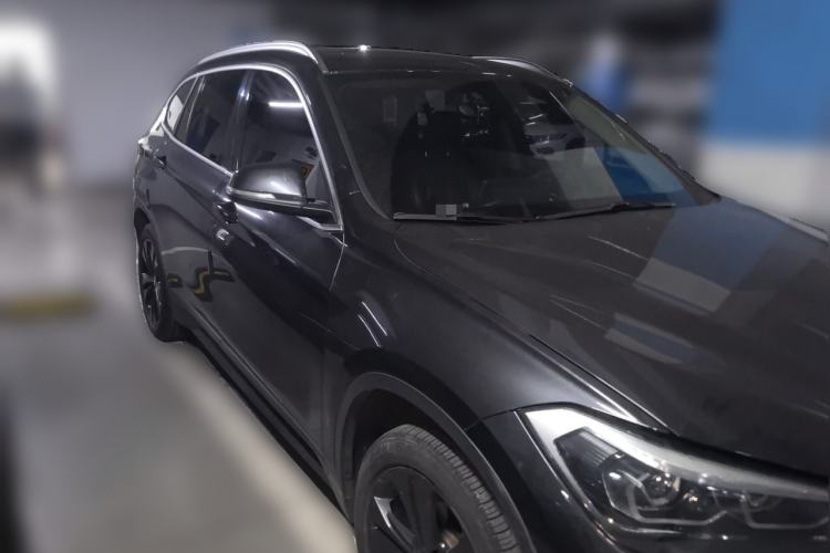 Used BMW X1 2021 sDrive20Li Fashion Model Front Right 45 Deg