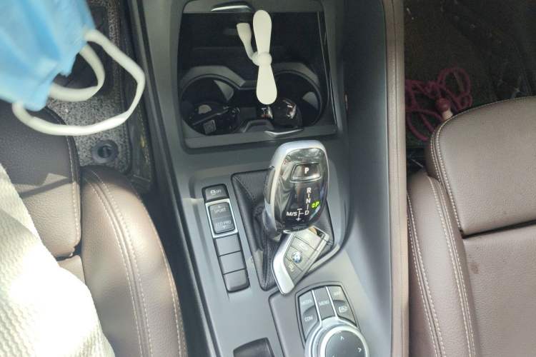 Used BMW X1 2021 sDrive25Li Leading Model Gear Lever