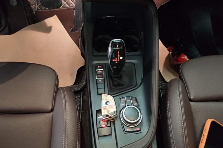 Used BMW X1 2021 Restyled sDrive25Li Leading Edition Gear Lever