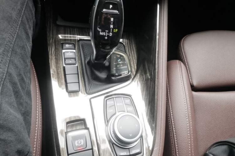 Used BMW X1 2021 Restyled sDrive25Li Leading Edition Gear Lever