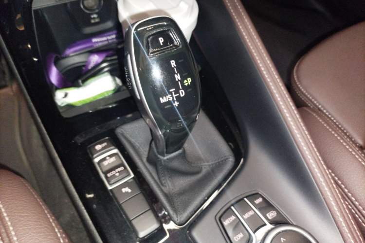 Used BMW X1 2021 sDrive20Li Premium Edition Gear Lever