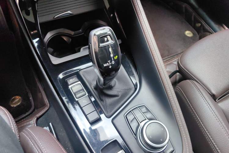 Used BMW X1 2021 Restyled sDrive20Li Premium Edition Gear Lever