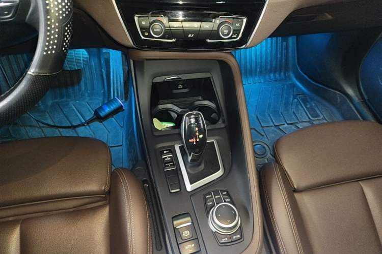Used BMW X1 2021 sDrive25Li Leading Model Gear Lever