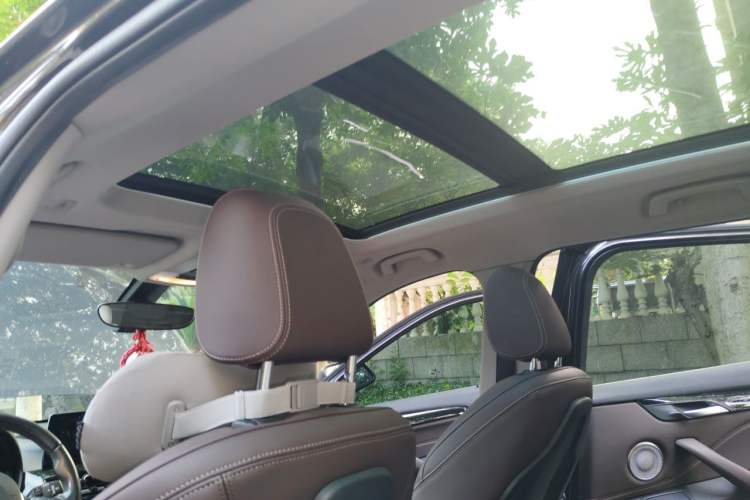 Used BMW X1 2021 Restyled sDrive25Li Leading Edition Headliner
