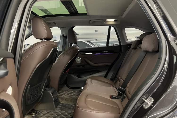 Used BMW X1 2021 sDrive20Li Fashion Model Interior 12