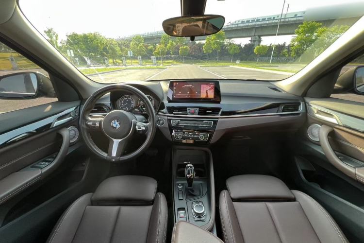 Used BMW X1 2021 Restyled sDrive25Li Leading Edition Interior 4
